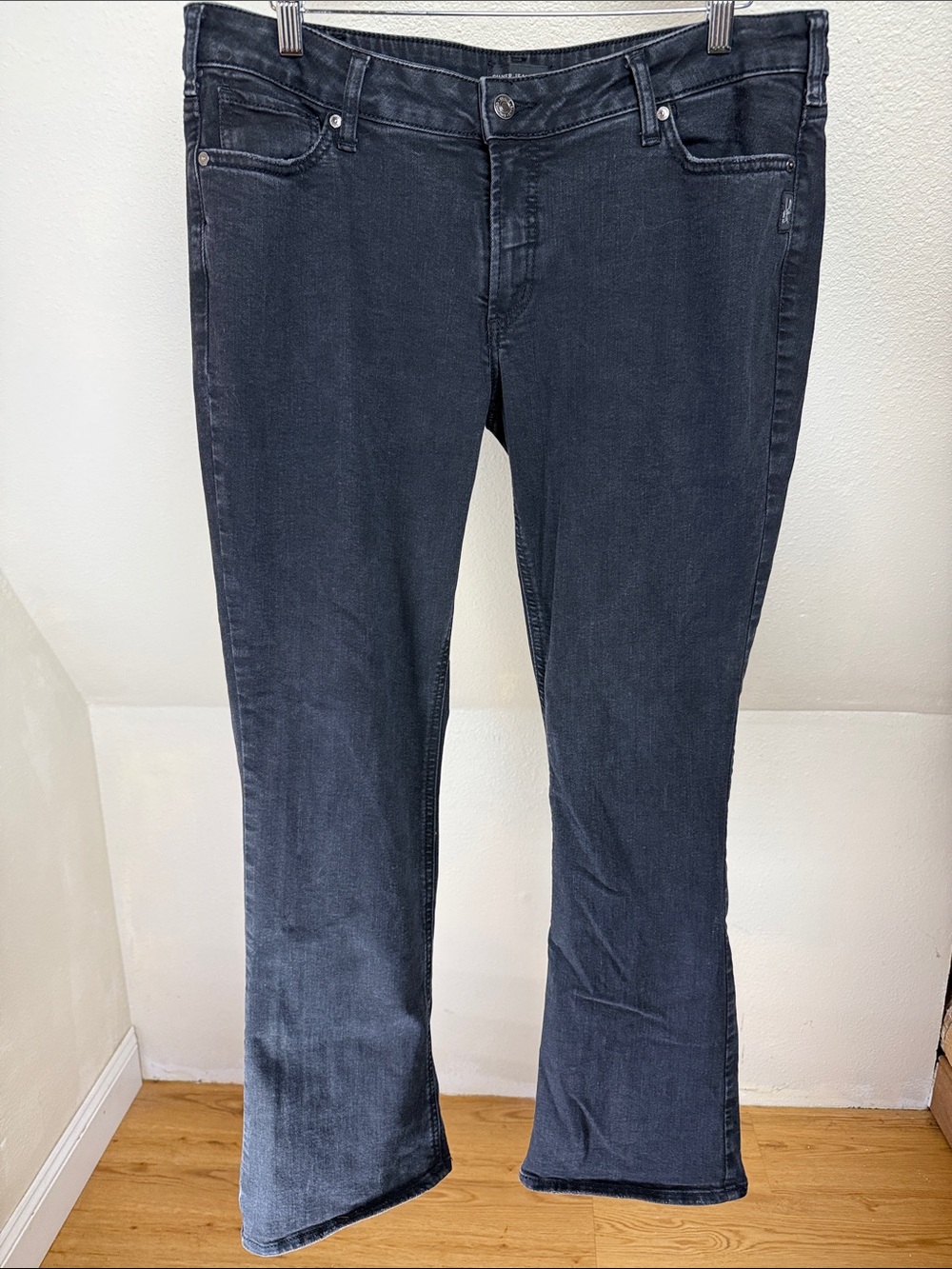 SILVER JEANS SUKI SLIM BOOT Black Size 36X31